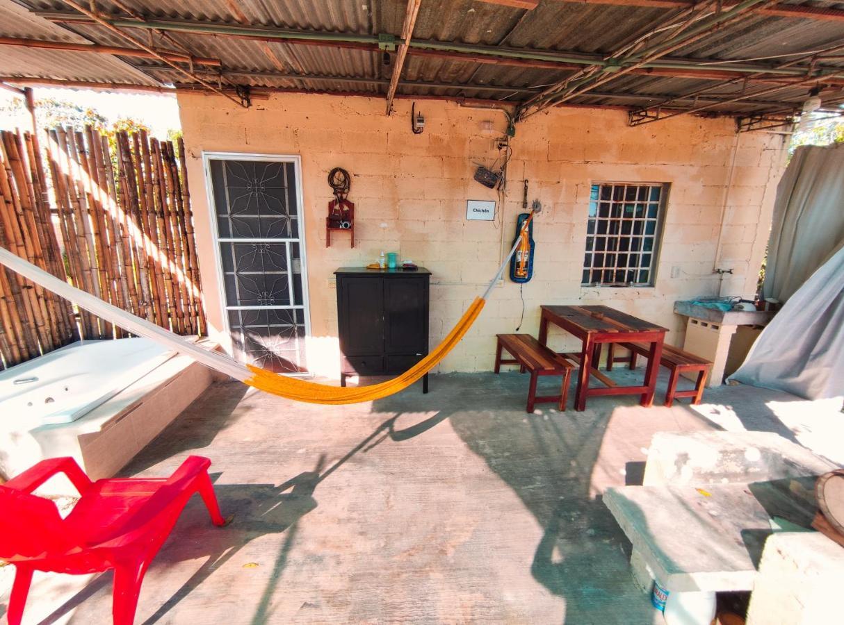 Casa Lili Luxury Valladolid "Fast Wifi, Hot Water, Kitchen & Tv" Exterior foto